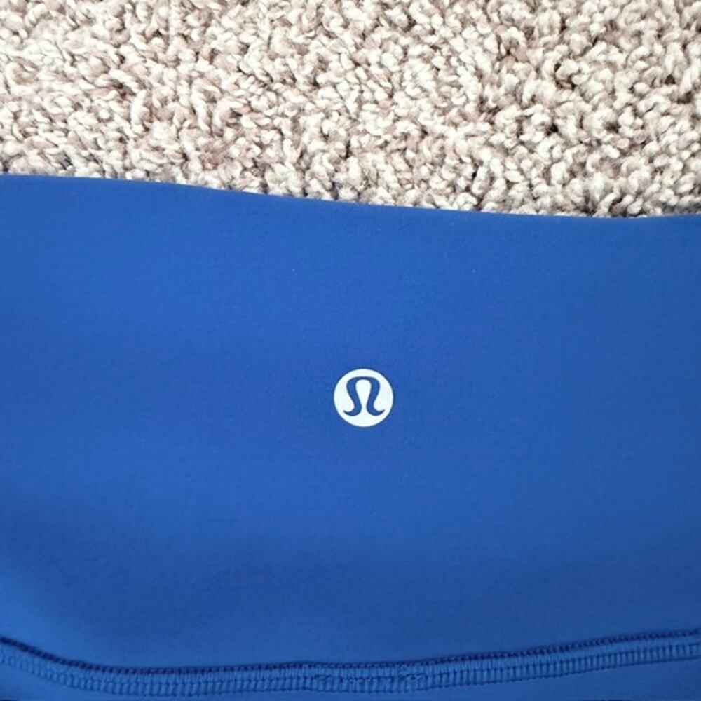 Lululemon In Movement Crop 19" Deep Marine Blue Leggings Athletic Women's 12 - Picture 8 of 8